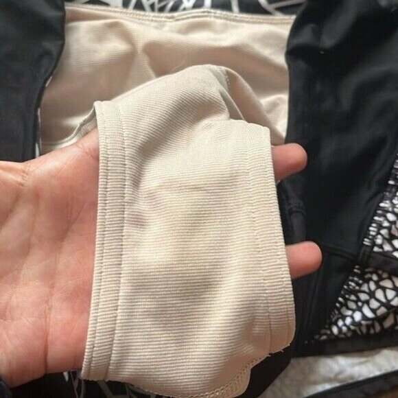 Lululemon Run Time Short 4" Miss Mosaic Black/Black Pockets Lined Drawcord Sz 6 - Picture 3 of 6